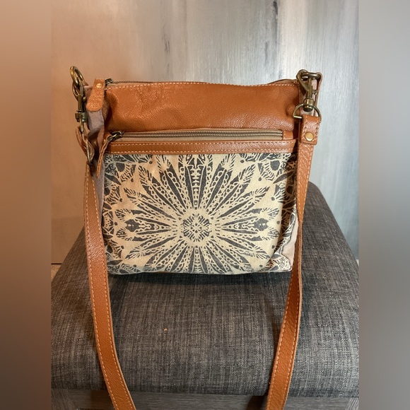 Myra Bag Upcycled Canvas & Leather Sunburst Mandala Crossbody Bag – Boho - Picture 3 of 12